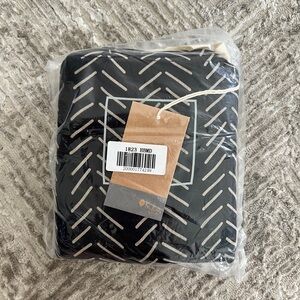 Kyte BABY Midnight Herringbone Crib Sheet